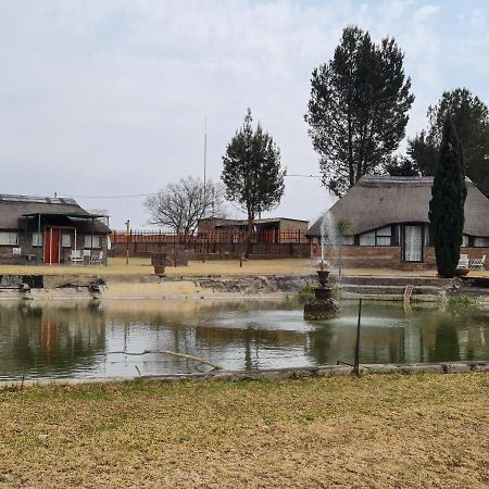 Arendsnes Hotel Vanderbijlpark Exterior photo